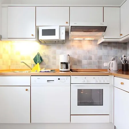 Apartment Ostlandstrasse 12 Whg 3 Eg *